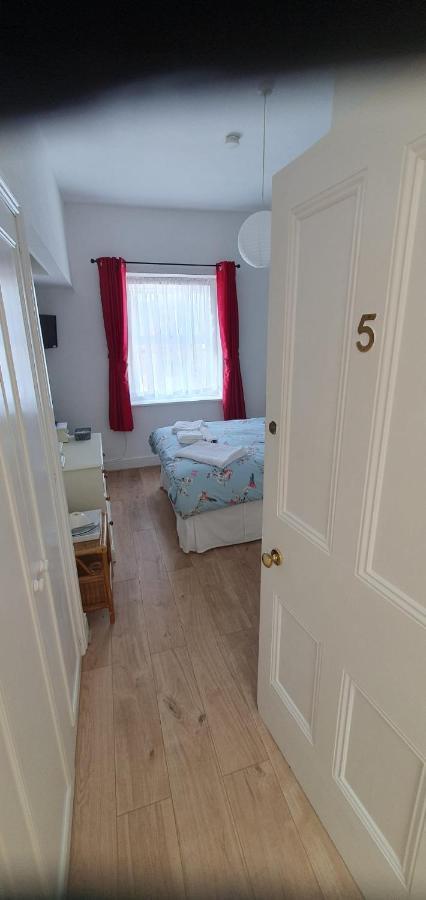 St Davids & Moorfield Hotels Chapel Street Llandudno Exterior foto